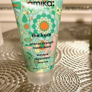 Amika The Kure Repair Mask with Green and Orange Design